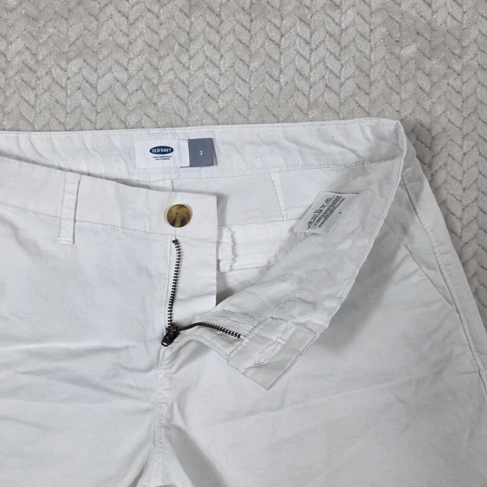 Old Navy Chino Shorts White Cotton Stretch Casual Size 2 Summer, Preppy, Classic